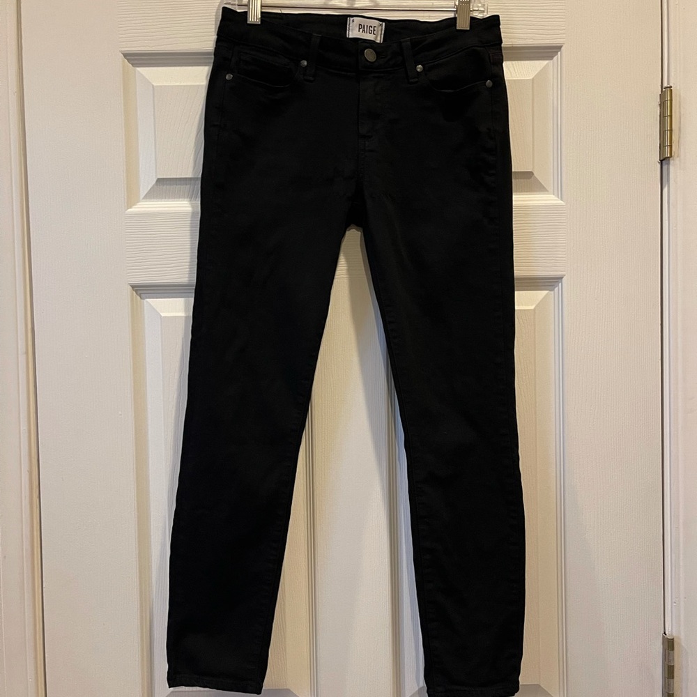 Paige Verdugo Crop Skinny in Black